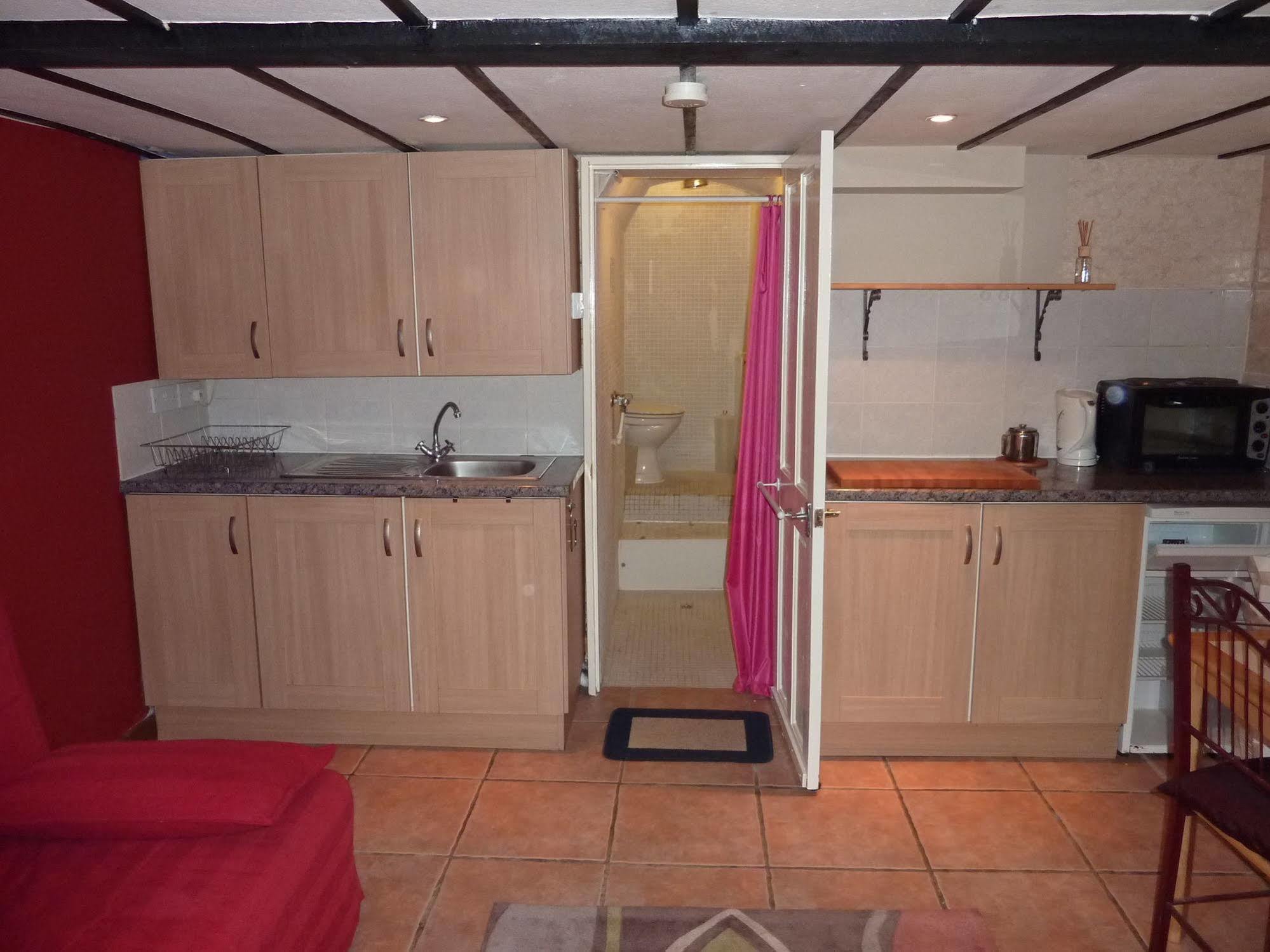 Ryvington Apartments Abergavenny Esterno foto