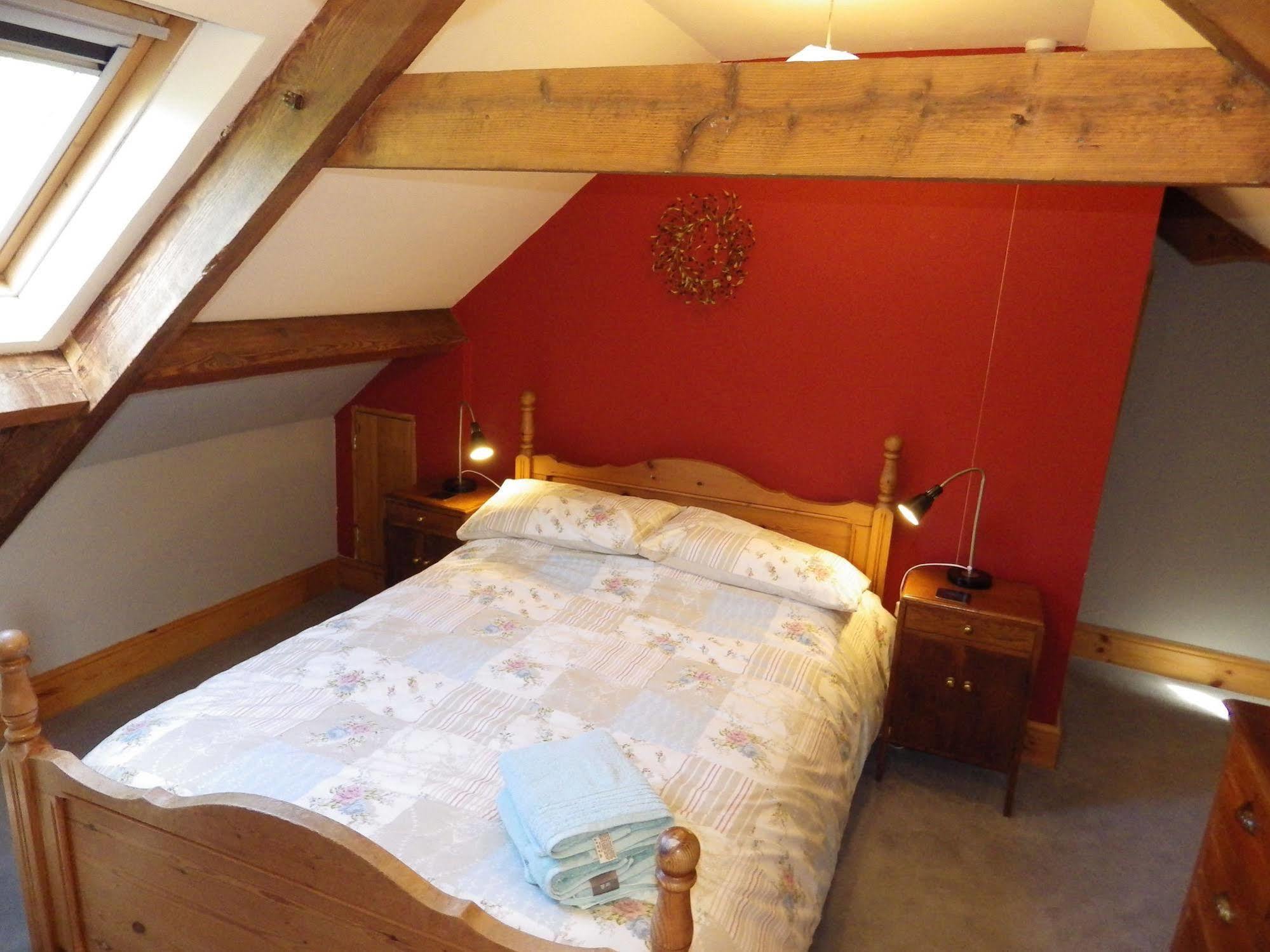 Ryvington Apartments Abergavenny Esterno foto